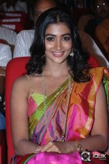 Pooja Hegde at Oka Laila Kosam Audio Launch